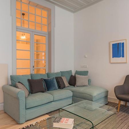 Lovelystay - Charming 3 Bedroom Wonder Downtown リスボン エクステリア 写真
