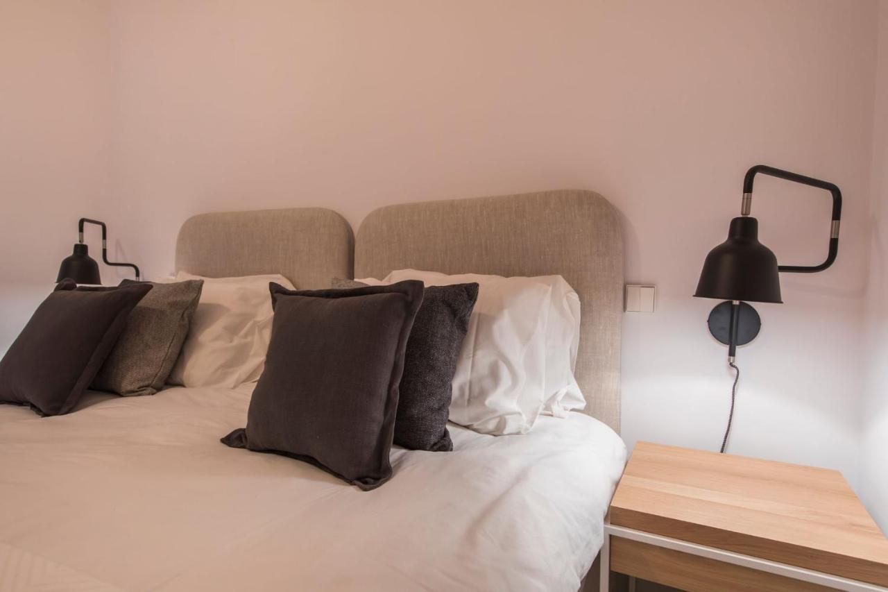 Lovelystay - Charming 3 Bedroom Wonder Downtown リスボン エクステリア 写真