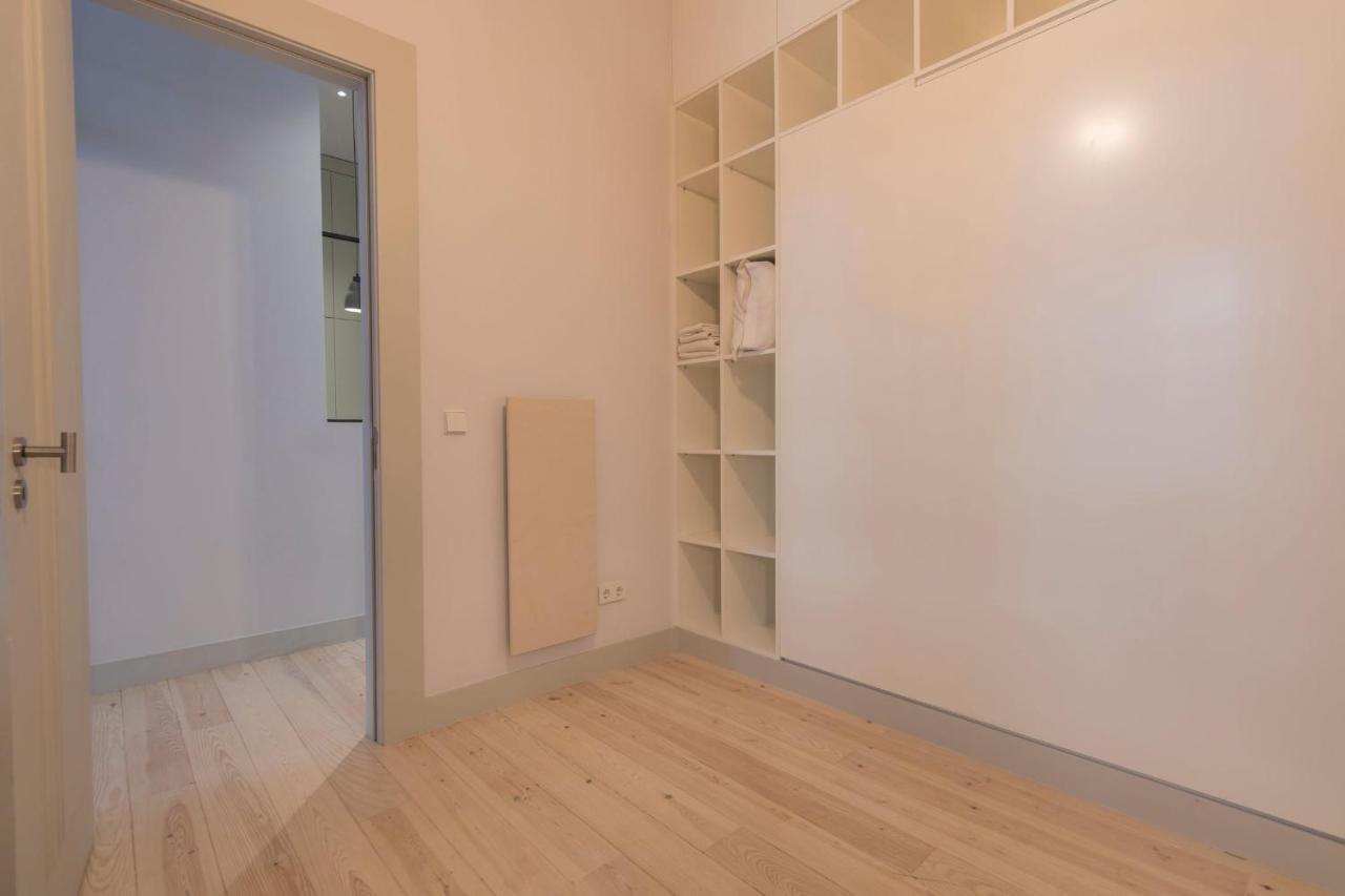 Lovelystay - Charming 3 Bedroom Wonder Downtown リスボン エクステリア 写真