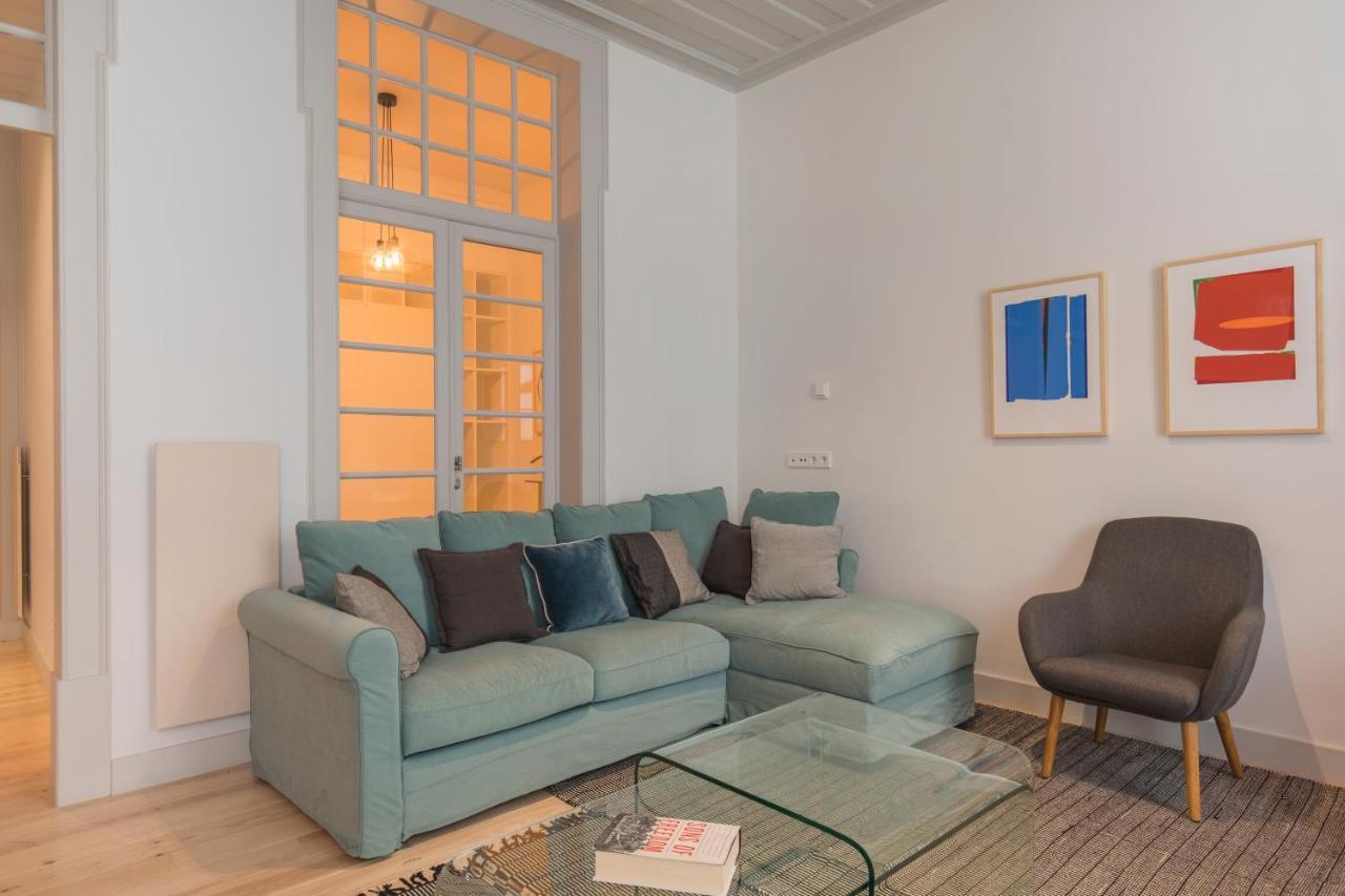 Lovelystay - Charming 3 Bedroom Wonder Downtown リスボン エクステリア 写真
