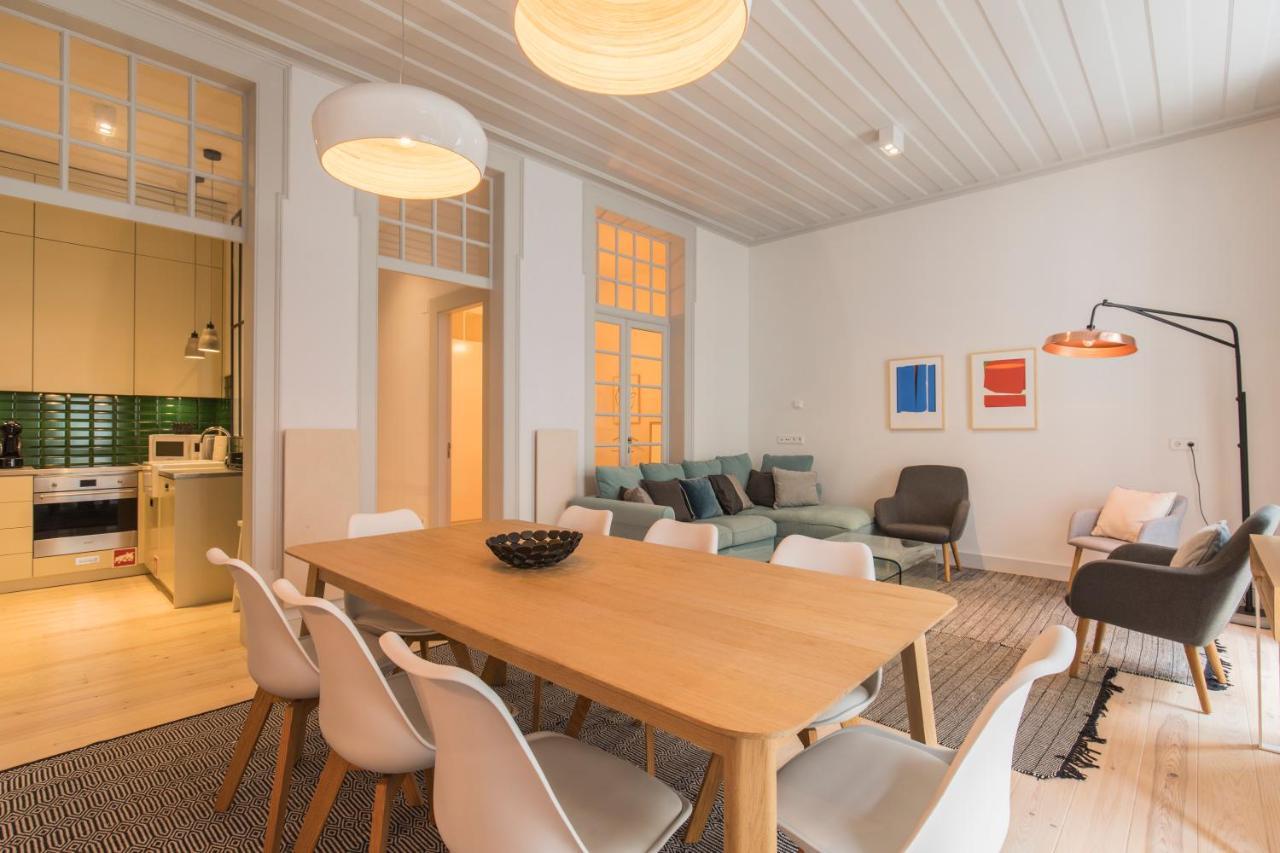 Lovelystay - Charming 3 Bedroom Wonder Downtown リスボン エクステリア 写真
